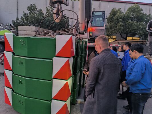 OEM Hoogwaardige Zandgietijzeren Onderdelen 10 Ton Contragewicht voor Kraan