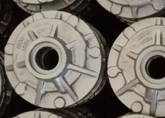 OEM Vorklift Truck Sand Casting Iron Parts Front Hub Toereikende capaciteit Concurrerende prijs