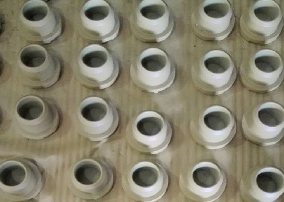 OEM Hoogwaardige Zandgegoten Gietijzer Kleine Metalen Onderdelen FC250 GG25 HT250 Materiaal Voor Heftruck Rails