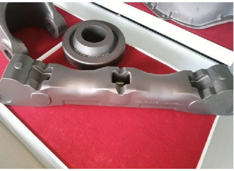OEM hoogwaardige zand gietijzeren roller ADI 1050-5 met hoge sterkte en taaiheid
