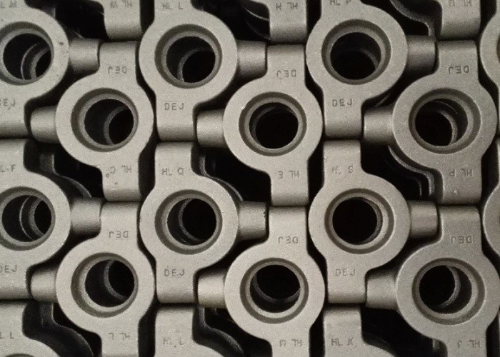 OEM Hoogwaardige zand gietijzeren componenten Graafmachine Achterhoek Met Shot Blasting FCD450 GGG45